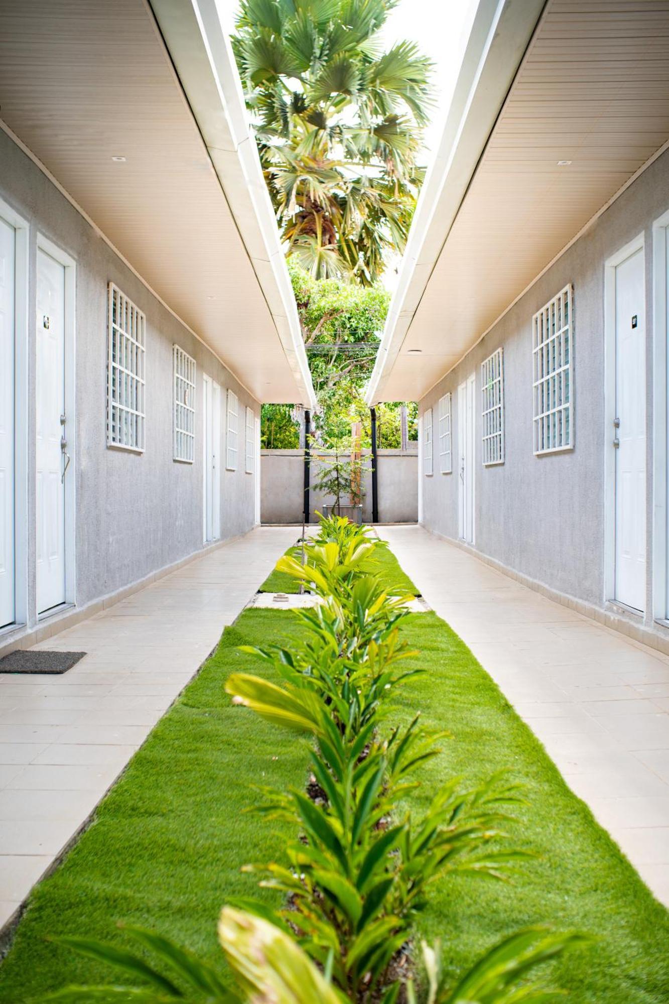 Doral Executive Apartments David Buitenkant foto